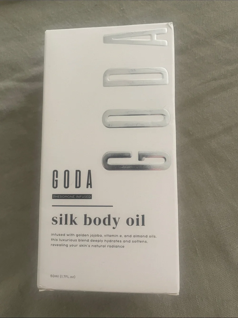 Silk Body Oil — White